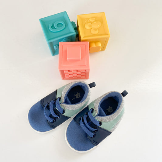 Woolworths - Trainer - Size 1