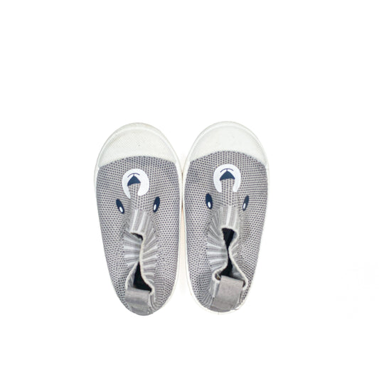 Woolworths - shoes - Size 5 (15cm)