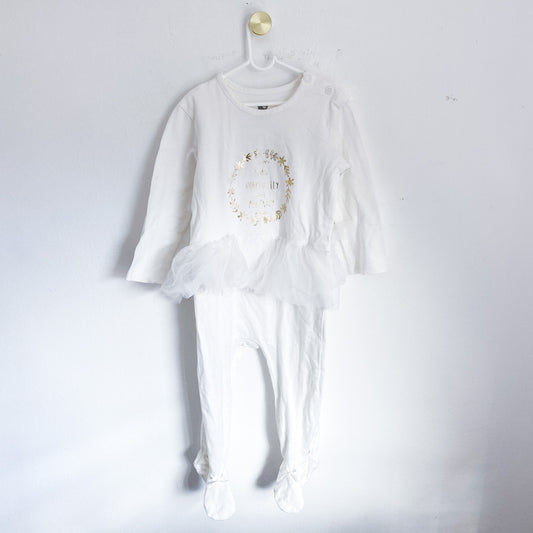 Woolworths - babygrow - 6-12 Months