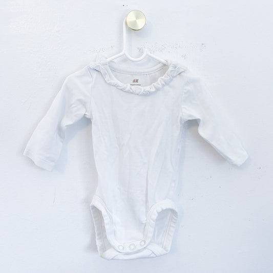 H&M - Long Sleeve Vest - 0-1 Months