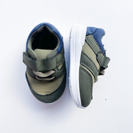 Jet - Sneakers - Size 2