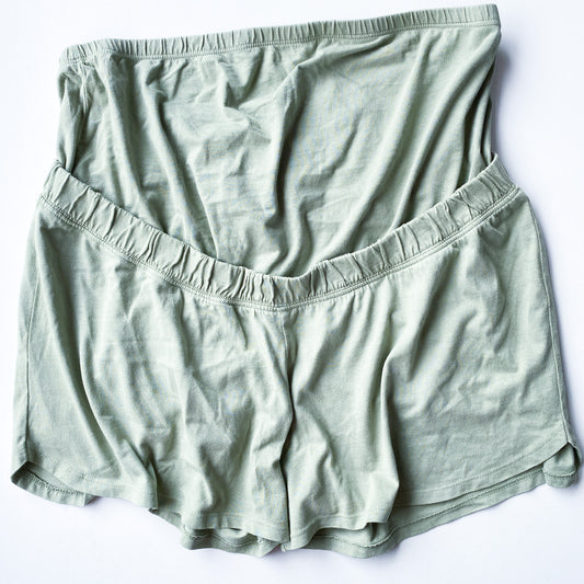 H&M - Maternity Shorts - Size L