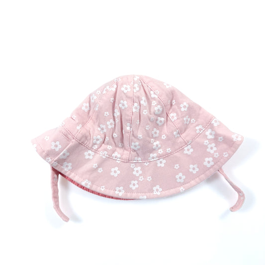 Woolworths - Hat - 6-12months