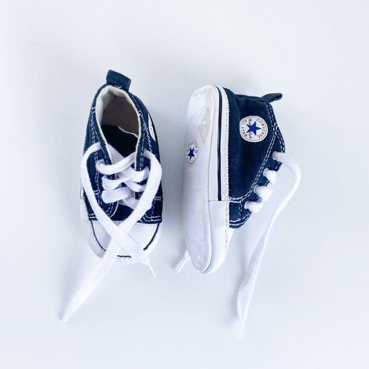 Converse - Sneakers - Size 4