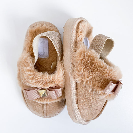 Kds - Slippers - Size 5/6 - 13cm
