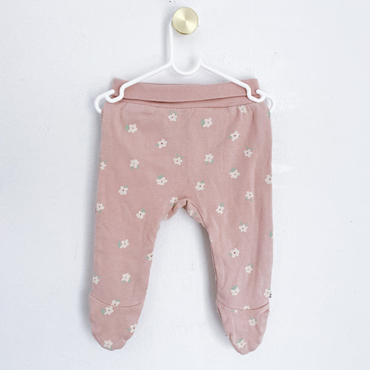 Woolworths - Footed Leggings - 1-3 Months