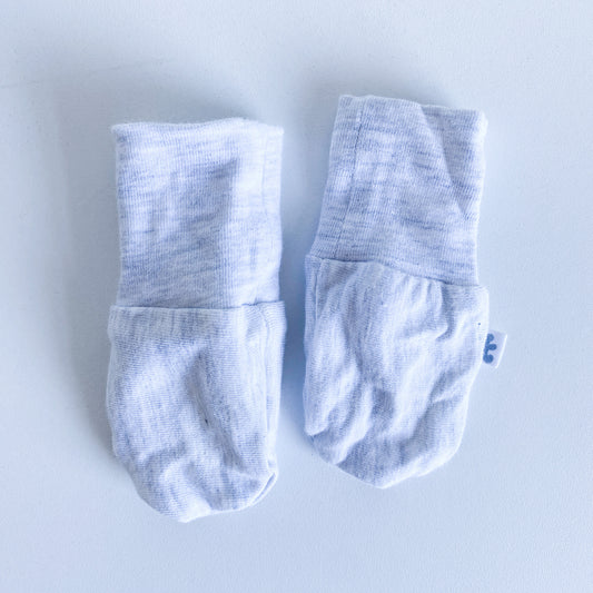 Woolworths - Mittens - 3-6 Months