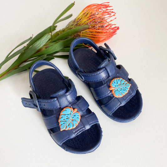 Sandals - Size 4 / 13 cm